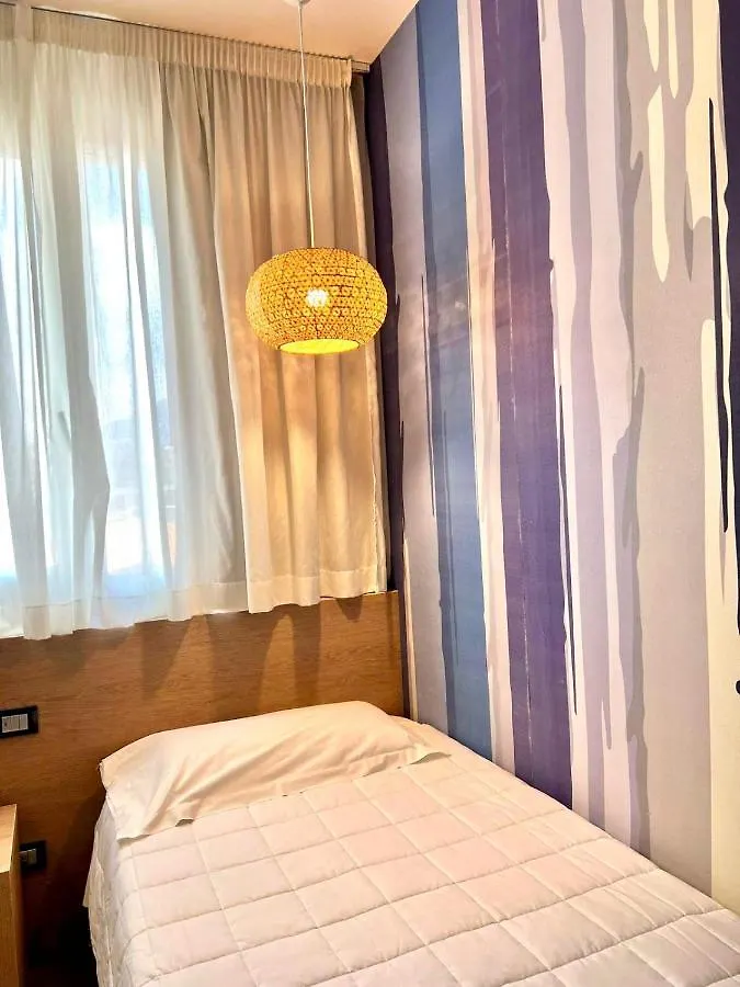 Hotel La Martinica Ficarazzi 3*,  Italy
